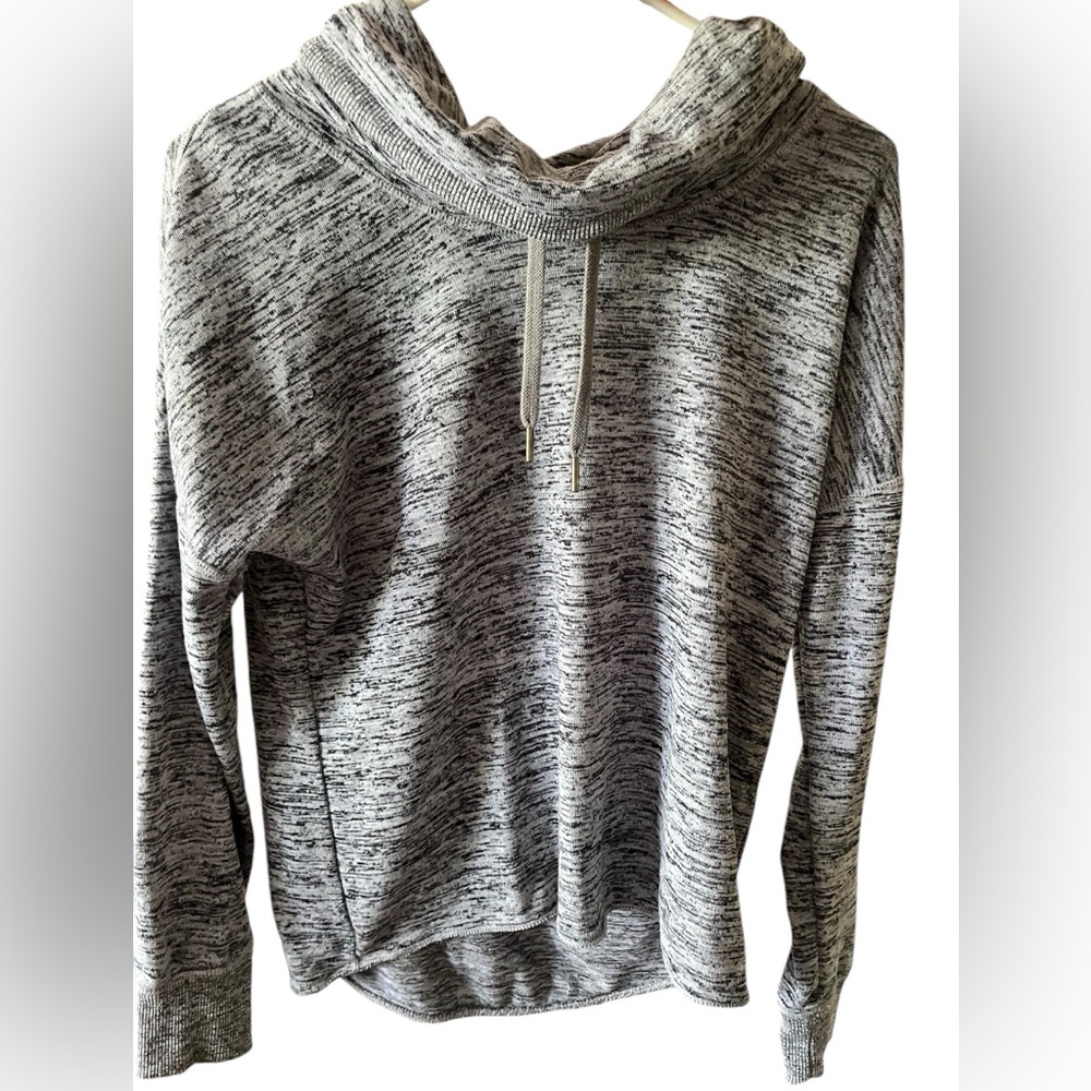 Women’s Athleta Pullover Top